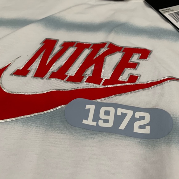 NIKE LOOSE FIT TSHIRT DRESS - Picture 2 of 4